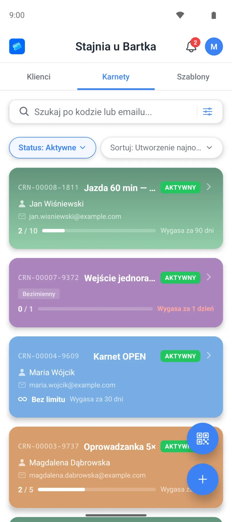 Ekran główny w trybie organizacji z zakładkami i listą karnetów